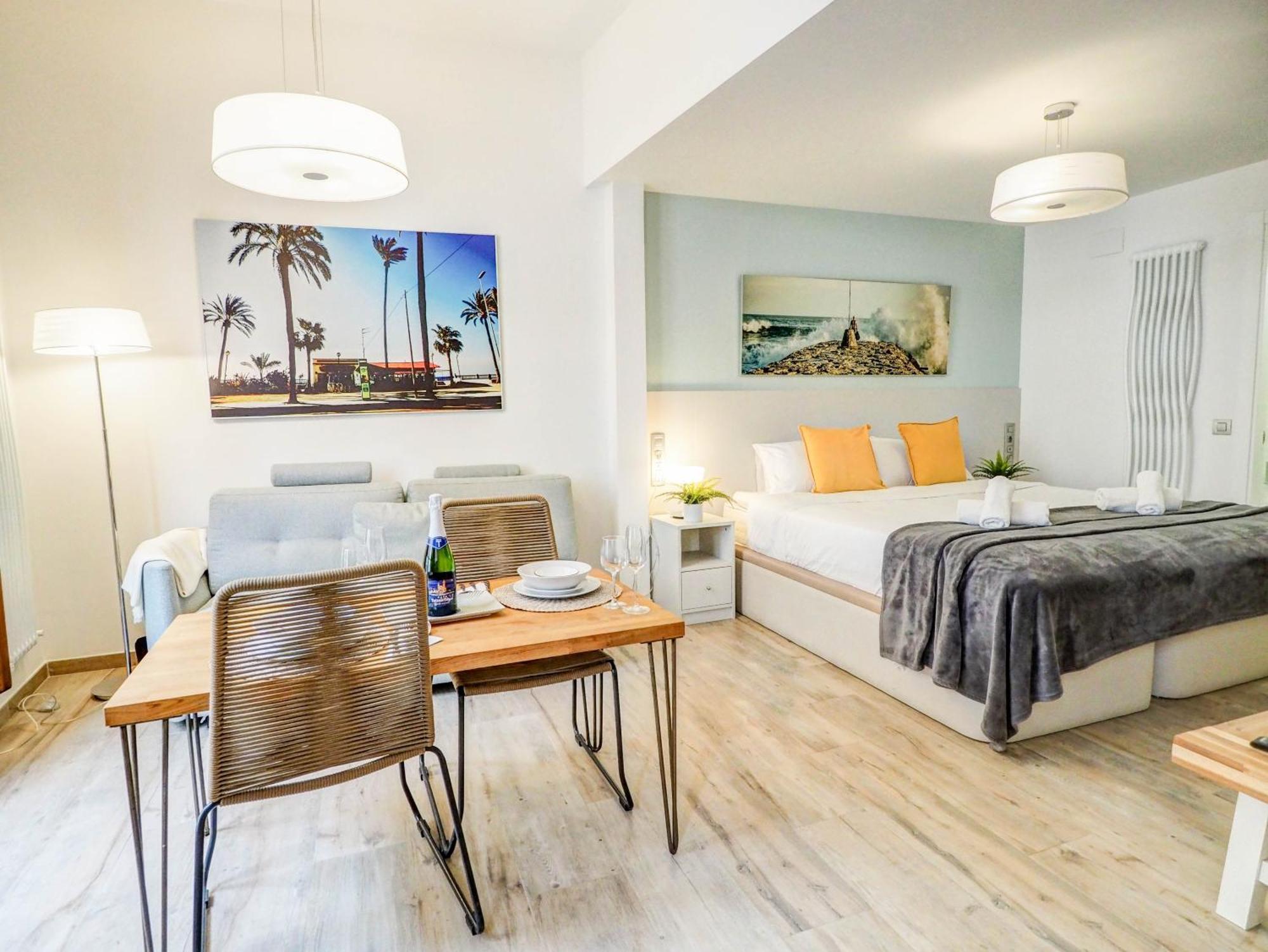The Green Oasis By Hello Homes Sitges Buitenkant foto