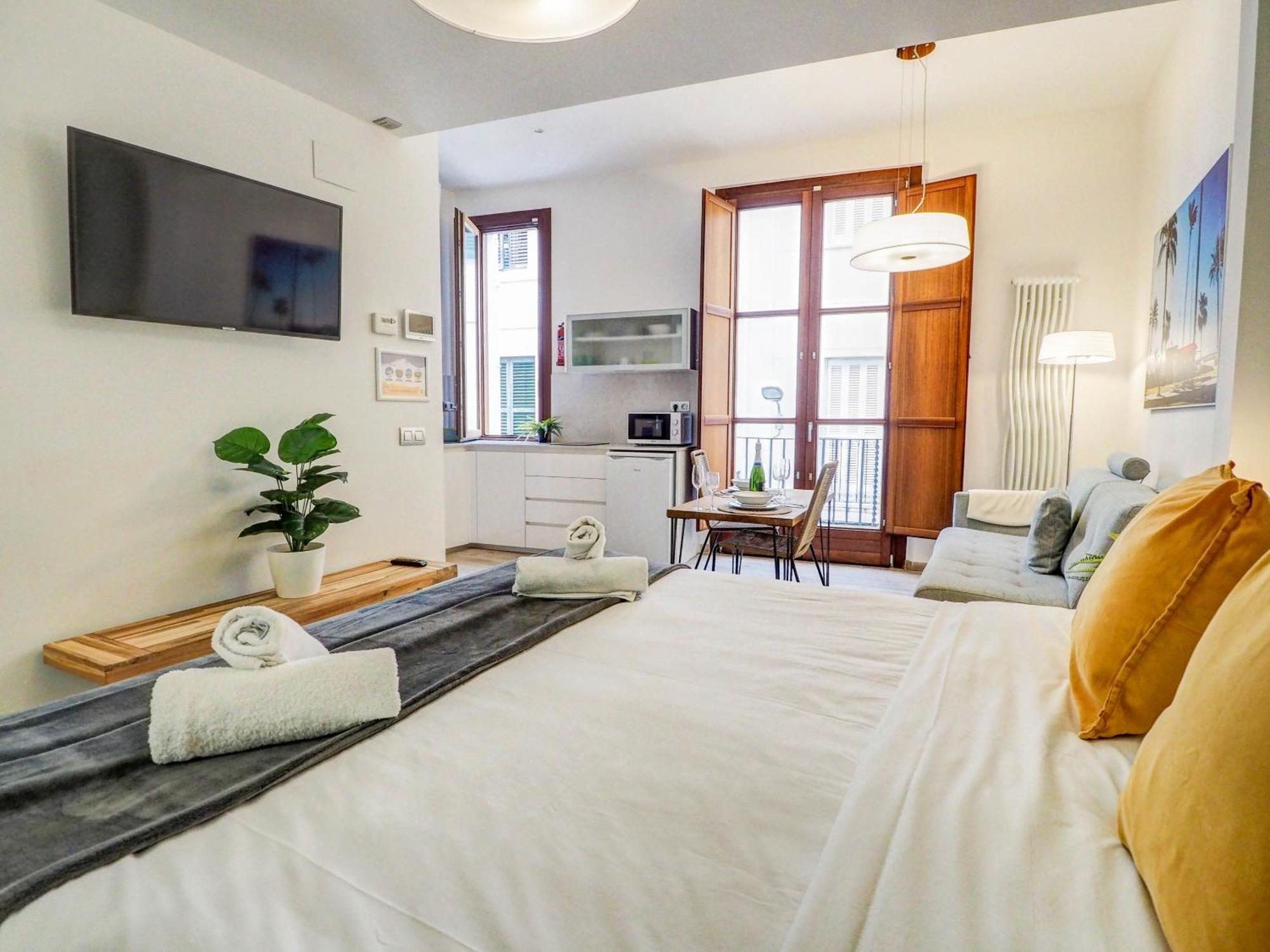 The Green Oasis By Hello Homes Sitges Buitenkant foto